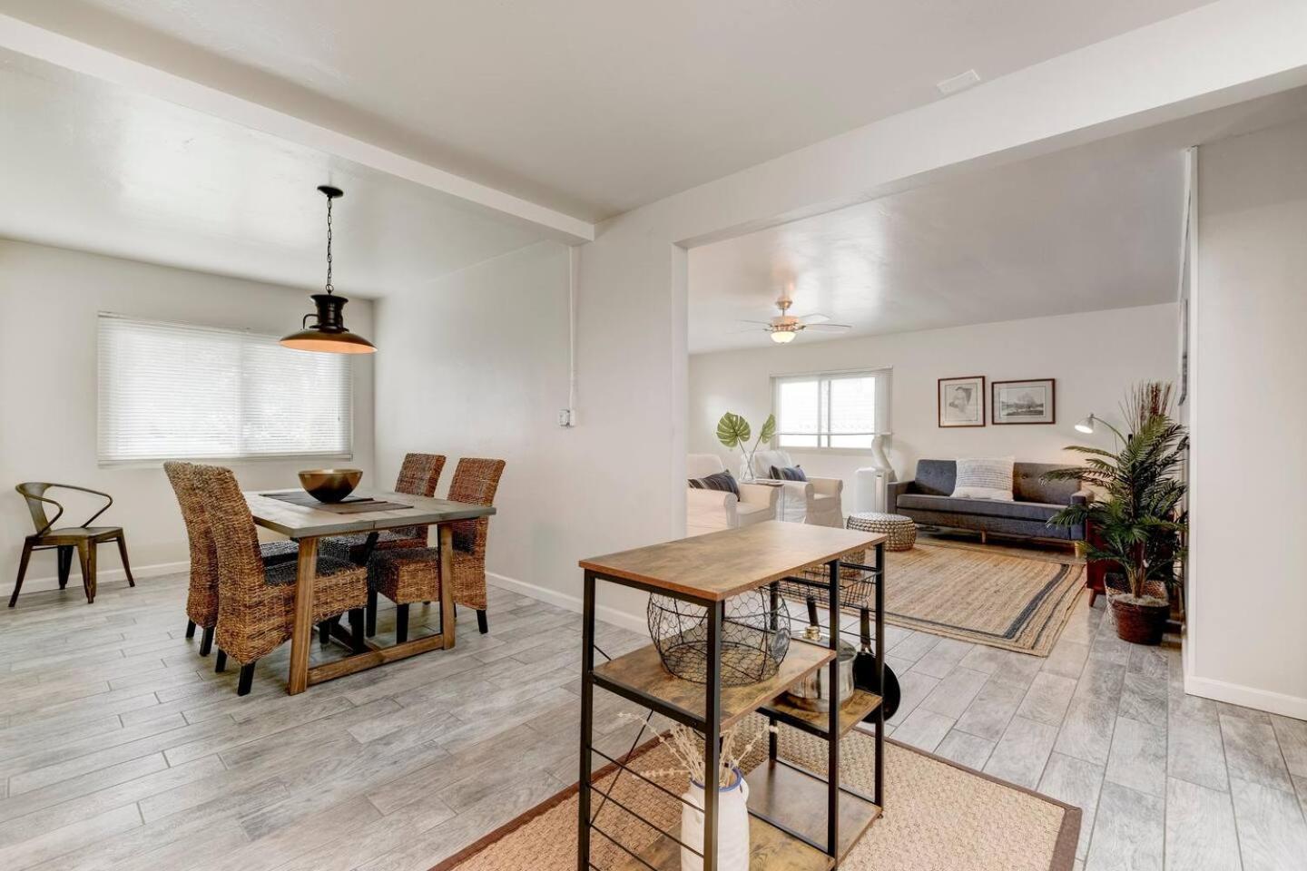 Perla D'Italia -1Br- Free Driveway Parking -1 Car Apartment Сан Диего Екстериор снимка